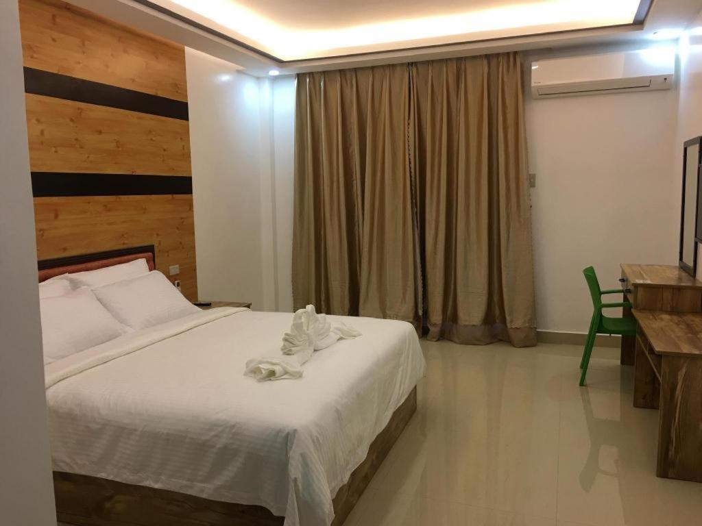 Hotel Primera Zamboanga Extérieur photo