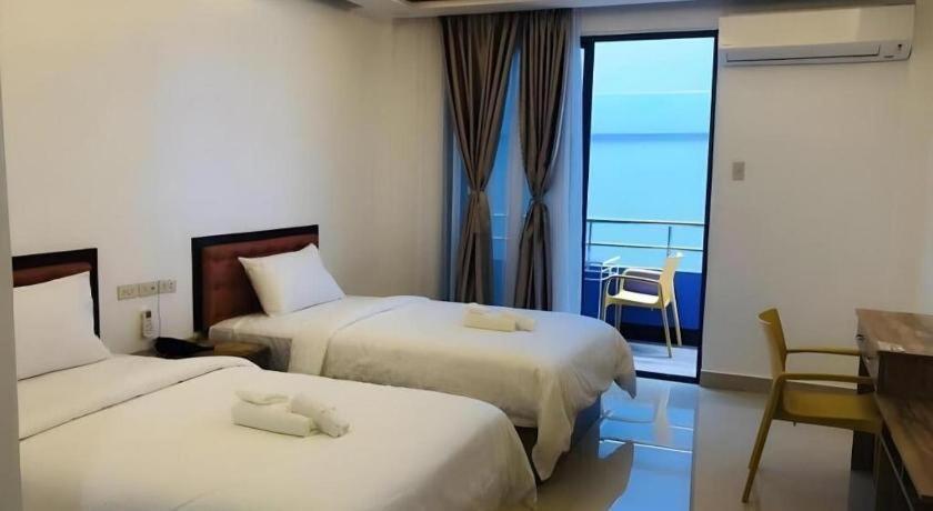 Hotel Primera Zamboanga Extérieur photo